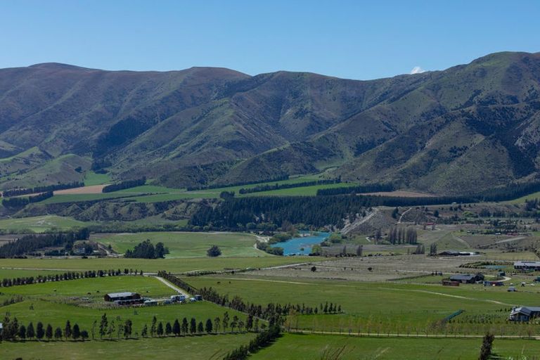 Photo of property in 23 Miharo Lane, Queensberry, Cromwell, 9383