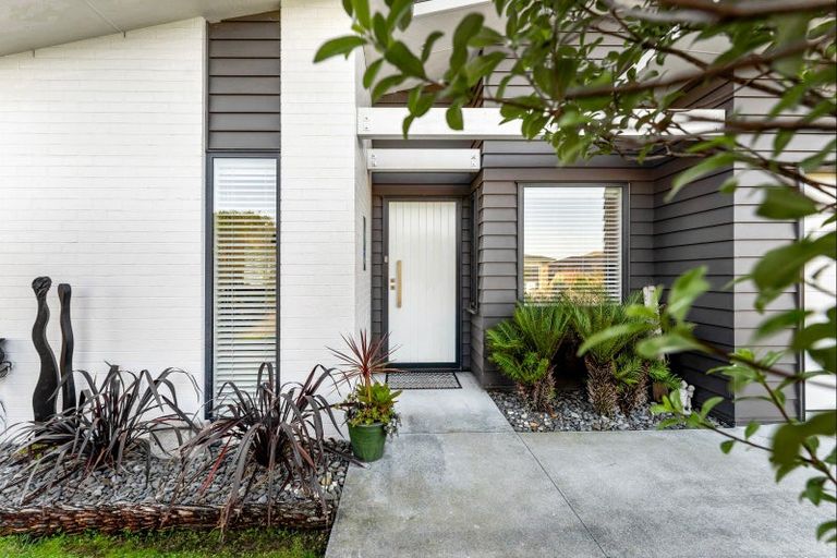 Photo of property in 6 Trevally Place, Snells Beach, 0920