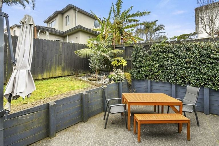 Photo of property in 9 Murrayfield Lane, Manurewa, Auckland, 2105