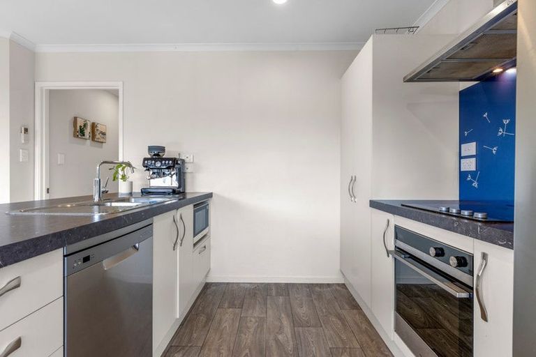 Photo of property in 5 Limbrick Crescent, Wigram, Christchurch, 8042