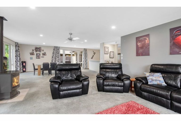 Photo of property in 38 Pentecost Road, Rangiora, 7400