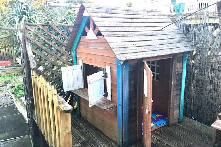 Photo of property in 84 Keegan Drive, Massey, Auckland, 0614