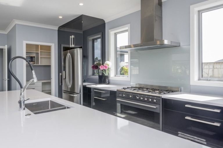 Photo of property in 9 Bridford Way, Paraparaumu, 5032