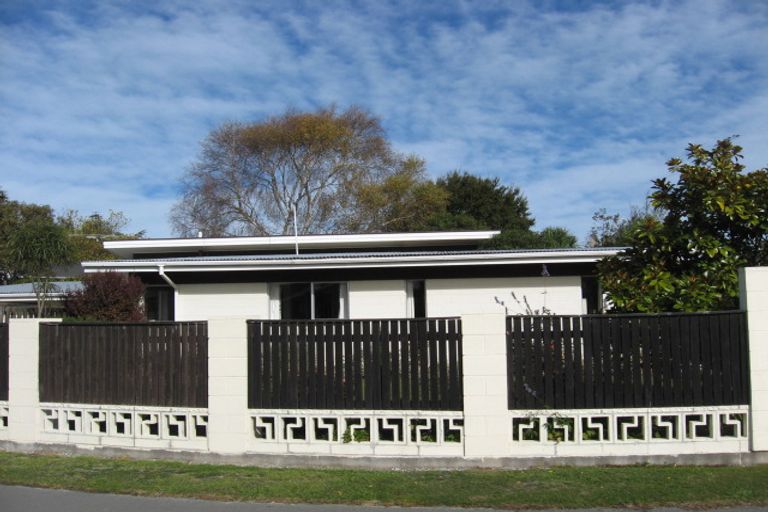 Photo of property in 4 Impala Place, Sockburn, Christchurch, 8042