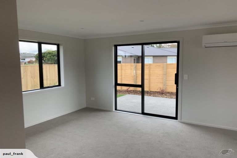 Photo of property in 2 Tarata Grove, Lansdowne, Masterton, 5810