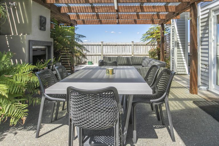 Photo of property in 87 Beatty Road, Pukekohe, 2120