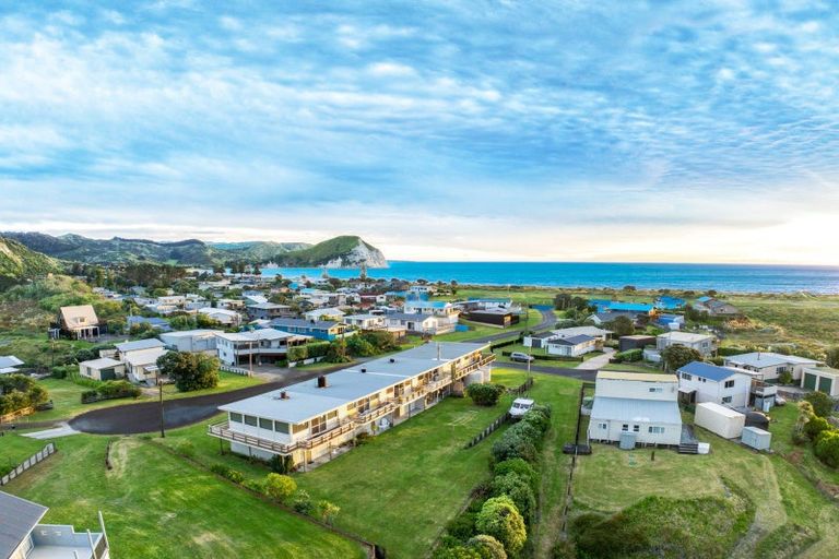 Photo of property in 8d Koura Crescent, Mahia, 4198