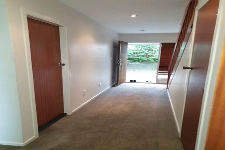 Photo of property in 4/18 Lambley Road, Titahi Bay, Porirua, 5022