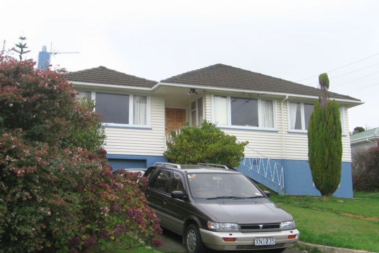 Photo of property in 31 Taylor Terrace, Tawa, Wellington, 5028
