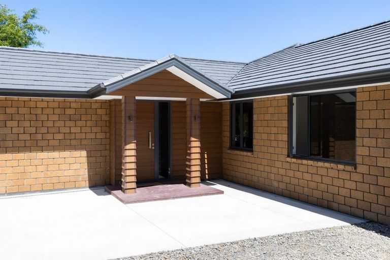 Photo of property in 690 Swamp Road, Puketapu, Napier, 4183