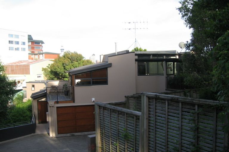 Photo of property in 24 St Georges Road, Parnell, Auckland, 1052