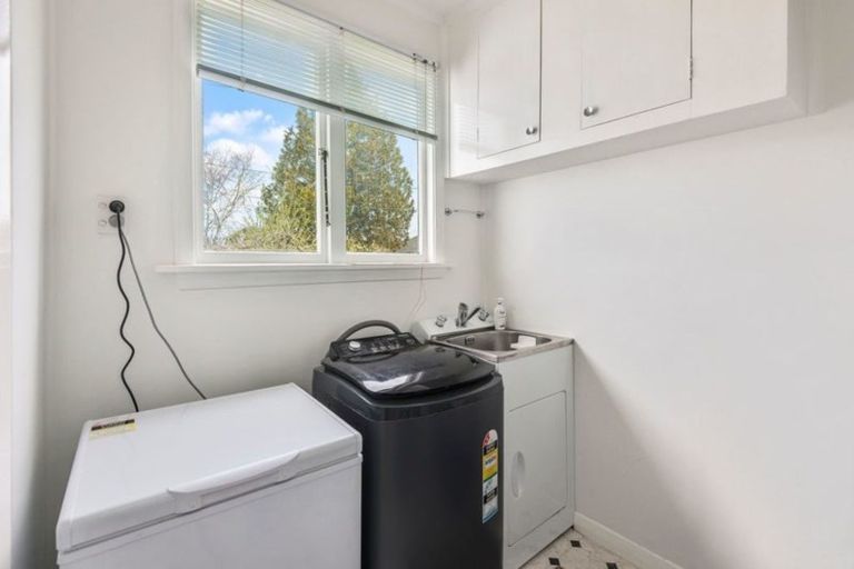 Photo of property in 12 Spurway Place, Mairehau, Christchurch, 8013