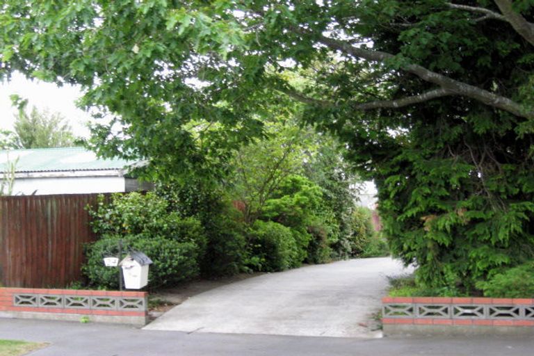 Photo of property in 24 Delph Street, Avonhead, Christchurch, 8042