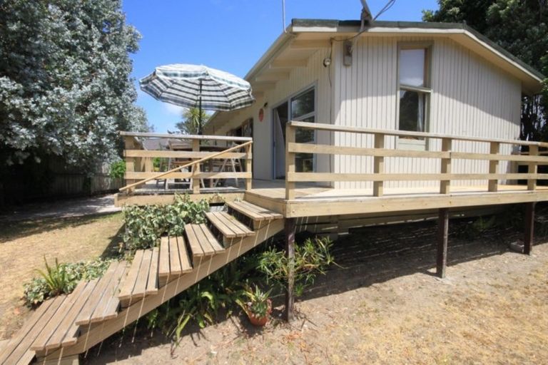 Photo of property in 24 Lowe Park Lane, Pauanui, Hikuai, 3579