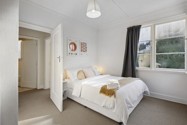 Photo of property in 4 Lawson Street, Roslyn, Dunedin, 9011