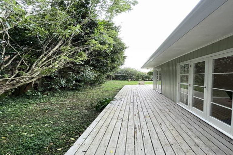 Photo of property in 211 Lake Road, Belmont, Auckland, 0622