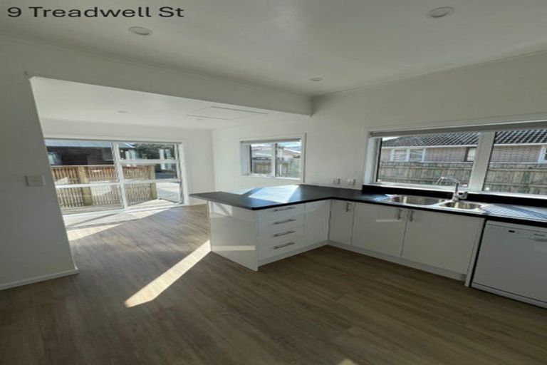 Photo of property in 9 Treadwell Street, Naenae, Lower Hutt, 5011