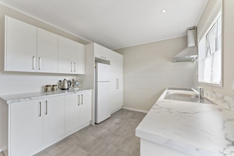 Photo of property in 15 Montgomery Street, Levin, 5510