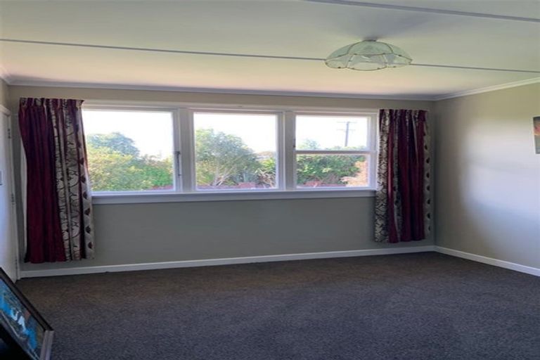 Photo of property in 67 Orawia Road, Tuatapere, 9620