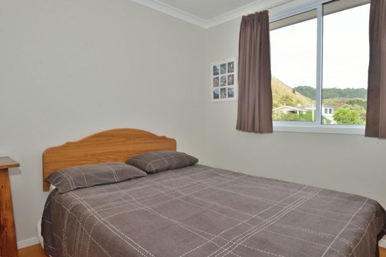 Photo of property in 88 Newcastle Street, Mahia, 4198