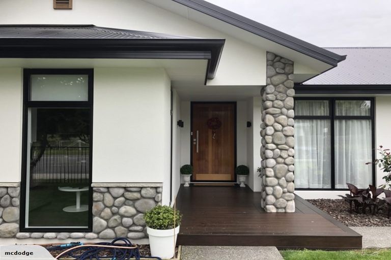 Photo of property in 292 West Belt, Rangiora, 7400