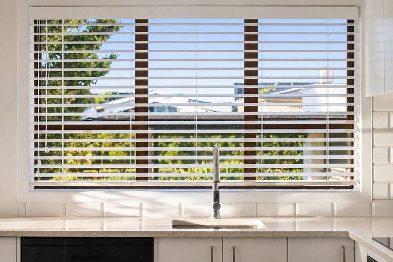 Photo of property in 56 Braid Road, St Andrews, Hamilton, 3200