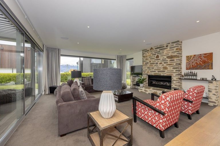 Photo of property in 12 Primary Lane, Wanaka, 9305