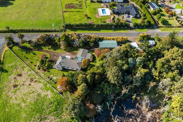 Photo of property in 218 Henwood Road, Paraite, New Plymouth, 4372