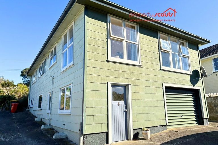 Photo of property in 12 Pikarere Street, Titahi Bay, Porirua, 5022