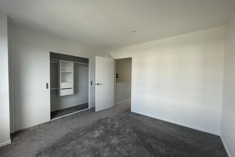 Photo of property in 5/30b Westgate Drive, Massey, Auckland, 0614