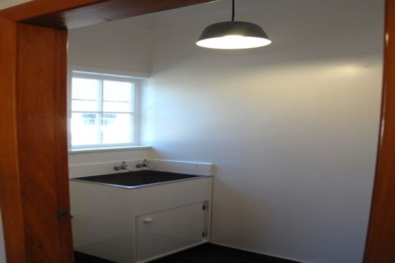 Photo of property in 6 Wayside, Miramar, Wellington, 6022