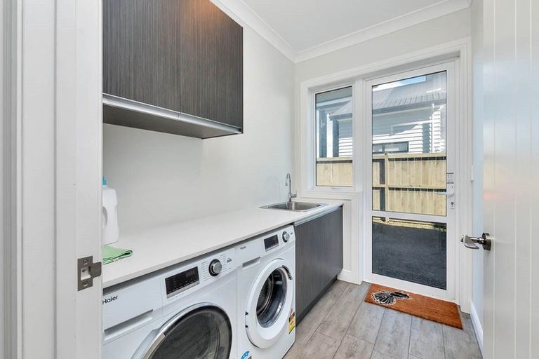 Photo of property in 13 Milano Boulevard, Karaka, Papakura, 2113