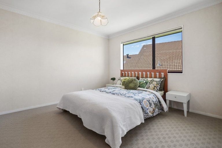 Photo of property in 5 Cathray Place, Matua, Tauranga, 3110