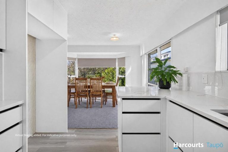 Photo of property in 4 Kensington Place, Richmond Heights, Taupo, 3330