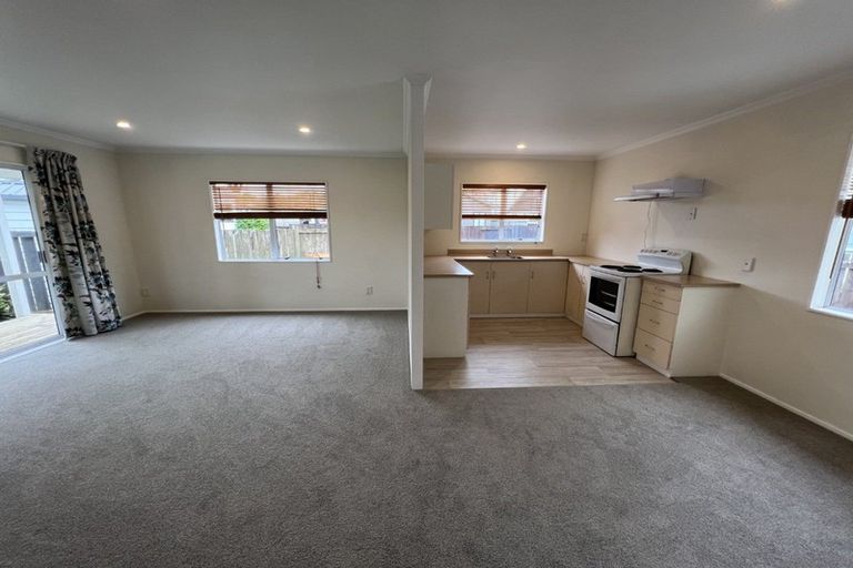 Photo of property in 5 Newton Place, Westbrook, Palmerston North, 4412
