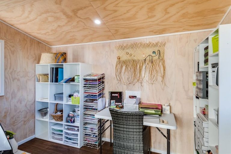 Photo of property in 1 Cardiff Place, Tamatea, Napier, 4112