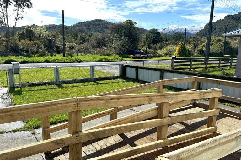 Photo of property in 70 Somerled Avenue, Dunollie, Runanga, 7803