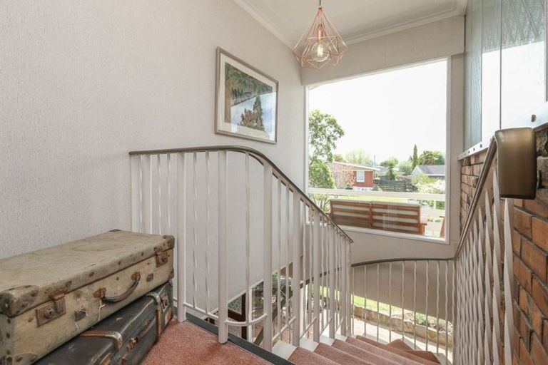 Photo of property in 4 Aotea Place, Chedworth, Hamilton, 3210