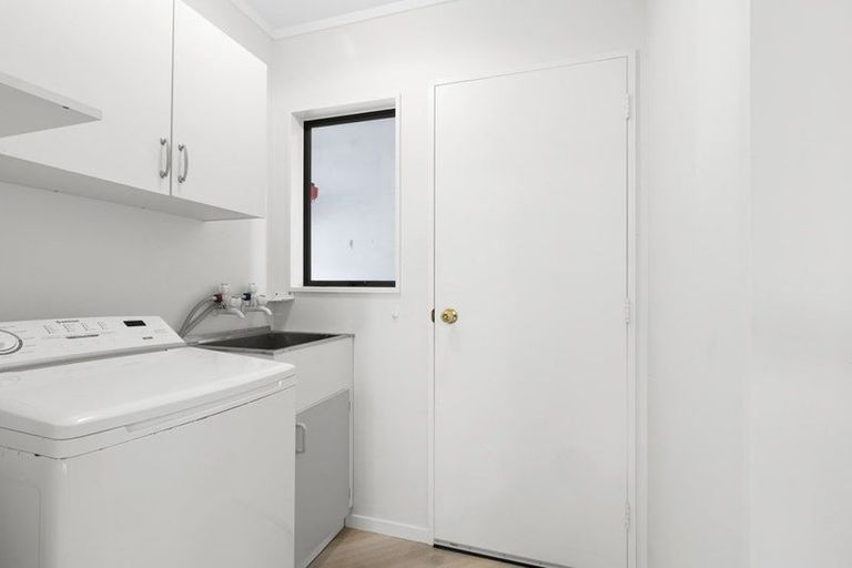 Photo of property in 1/122 Tasman Street, Nelson, 7010