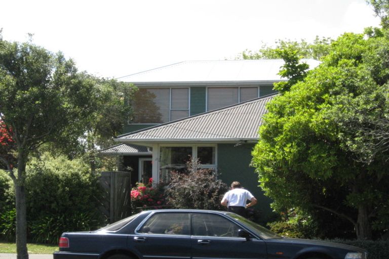 Photo of property in 38 Fovant Street, Russley, Christchurch, 8042