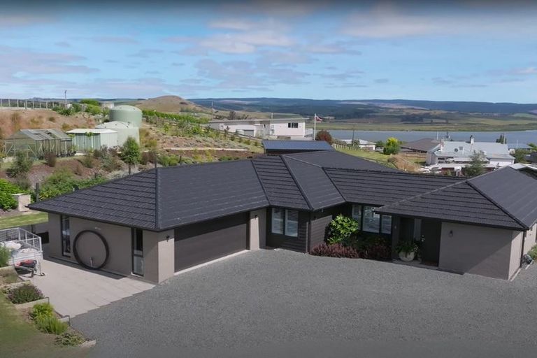 Photo of property in 20 Mallard Drive, Waihola, Outram, 9073