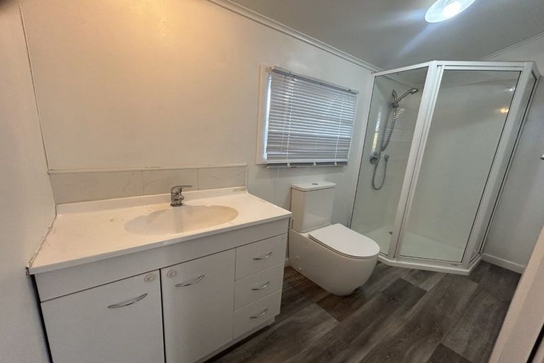 Photo of property in 651a Featherston Street, Roslyn, Palmerston North, 4414