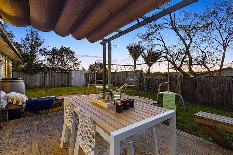 Photo of property in 44a Baird Street, Howick, Auckland, 2014