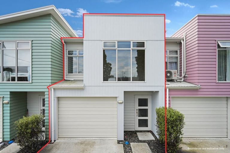 Photo of property in 2/72 Carrington Avenue, Silverdale, Hamilton, 3216