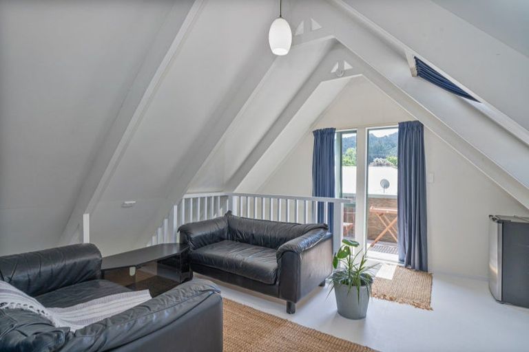 Photo of property in 12 Cathedral Court, Hahei, Whitianga, 3591