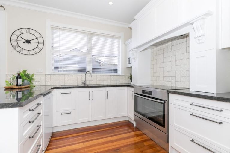 Photo of property in 135 Rimu Street, Maeroa, Hamilton, 3200