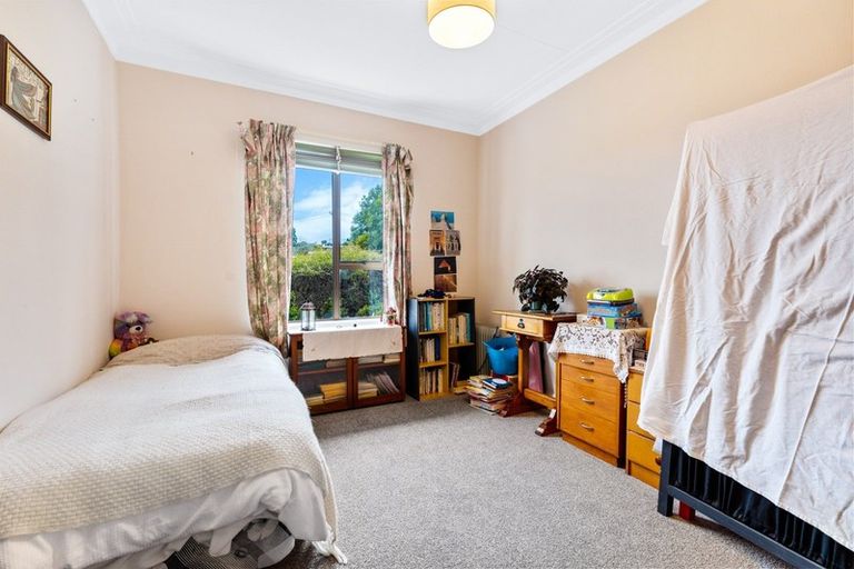 Photo of property in 6 District Road, Roseneath, Port Chalmers, 9023