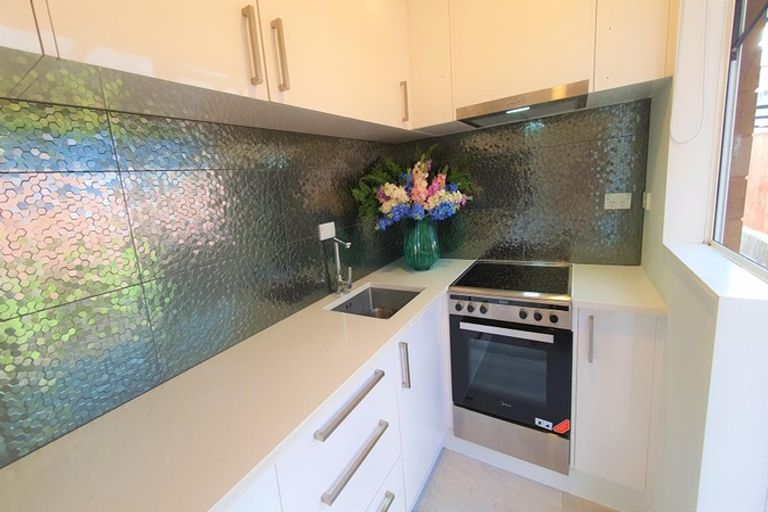 Photo of property in 5 Cloghfin Place, Flat Bush, Auckland, 2019