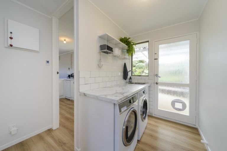 Photo of property in 4 Grant Place, Greenmeadows, Napier, 4112