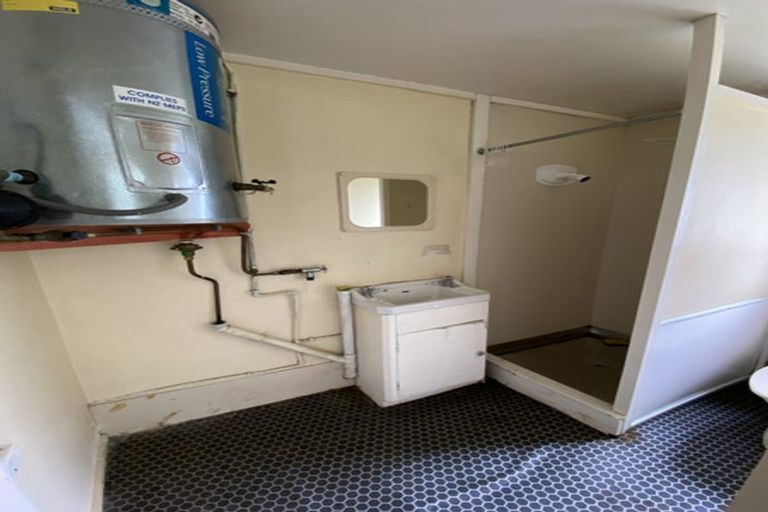 Photo of property in 292 Main Road, Tawa, Wellington, 5028